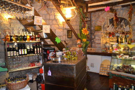 Verkaufsraum Vinothek Bacchus Porec