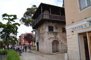 Romanisches Haus